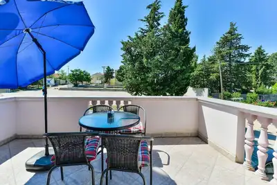 Image de Appartement de deux chambres avec une piscine Zadar (A-18098-a)