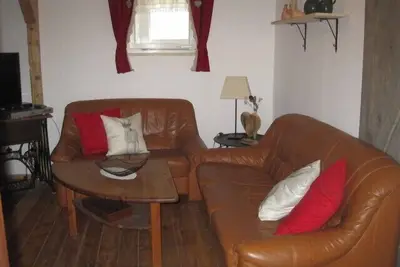 Image de Maison de vacances confortable (75m2) avec des meubles en bois naturel
