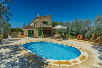 Image de Belle maison de vacances privée avec climatisation, piscine privée, Wifi, Tv, terrasse et parking