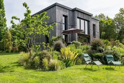 Image de Merveilleuse maison de vacances privée pour 6 personnes avec Wifi, Tv, terrasse et parking