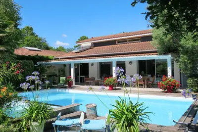 Image de Maison de vacances privée avec climatisation, Wifi, piscine privée, Tv, terrasse, parking