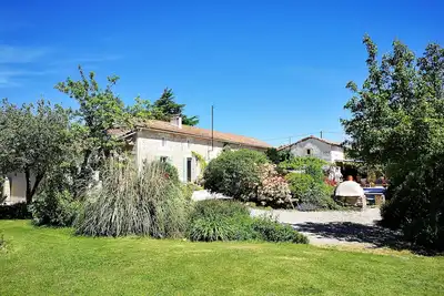 Image de Gîte privé avec piscine, terrasse, grands jardins, simulateur de golf et gym