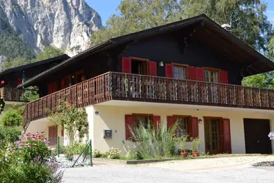 Image de Magnifique chalet avec vue sur le valais