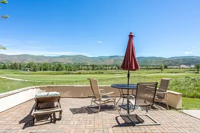 Image de Spacious Home with Sweeping Views - Family Favorite 4br Getaway for Fall
