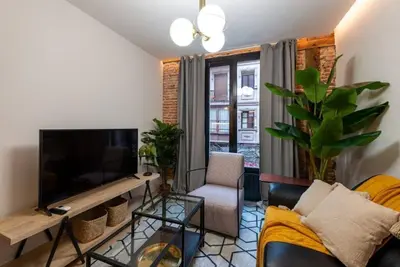 Image de Appartement rénové et central avec A \/ C par S @ H!