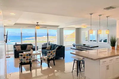 Image de Nouveau Condo Avant Plage. . . Mins Du Centre-Ville De Rosarito Et Secondes À Une Plage De Sable