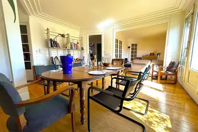 Paris - Batignolles / guy moquet