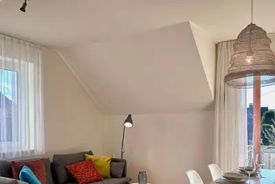 Image de Appartement maisonnette avec place de parking et balcon orienté sud, à 300m du lac