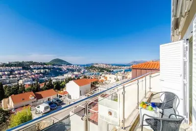 Image de Niko's Sea View Apartment - Appartement 2 chambres avec balcon et vue sur la mer