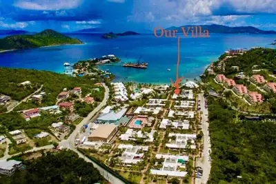 Pas de meilleur endroit pour séjourner sur l'île! La Villa avant, la plus proche de l'eau!