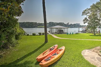 Image de Nouveau! Escapade familiale au lac Hamilton avec kayaks et grill