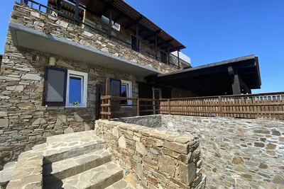 Appartement dans un excellent emplacement à quelques mètres de la mer.