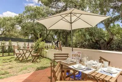 Flh Balaia Flat with Garden