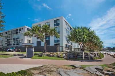 Image de Culverston Unit 1 Kings Beach Qld
