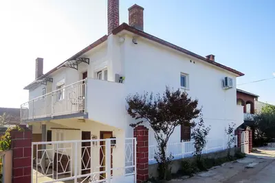 Image de Agréable appartement avec Wifi, climatisation, Tv, balcon, animaux admis et parking
