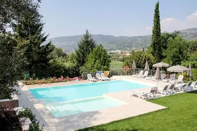 Image de Agréable appartement pour 4 personnes avec Wifi, climatisation, piscine, Tv et terrasse