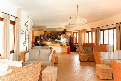 Image de Confortable appartement avec Wifi, piscine, climatisation, Tv, terrasse, animaux admis et parking