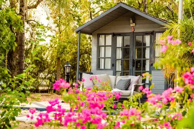 Image de Hilltop Hideaway Tiny Home