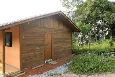 Image de Bird's Rest - Maison neuve avec 2 suites, salon, cuisine, balcon avec vue.