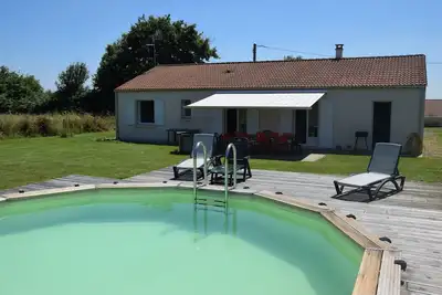 Image de Maison de plain pied classée 3 étoiles avec piscine privative