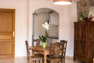 Image de Appartement spacieux et lumineux avec balcon, Ă 50 m de la plage