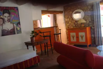 Image de Petite maison chaleureuse jardin privatif/piscine