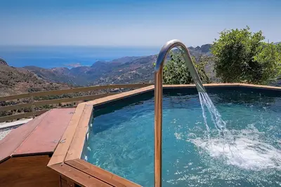 Image de Best View Mountain Villa - Piscine privée avec vue imprenable - Temenia