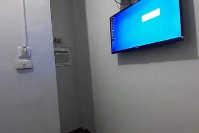 Image de Séjour économique pour les voyageurs National Highway Taboc Looc, Danao City - unité 1