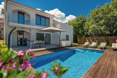 Image de Superbe maison à Malinska avec WiFi