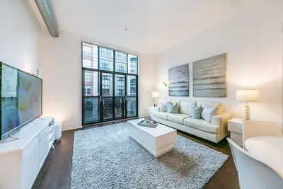 Image de Santana Row 1 Br. 1 Ba. pour affaires / vacances