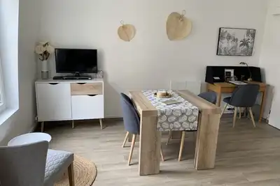 Image de Paris Charenton Logement chaleureux et fonctionnel