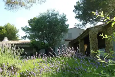 Image de Superbe villa Couëlle dans le domaine de Redon. avec piscine, tennis et grand jardin