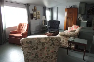 Image de Charmant, Animaux acceptés loft avec vue sur la montagne sur 200 acres de ferme