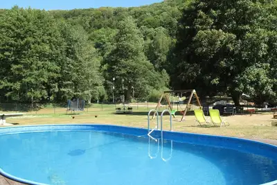 Image de Maison de vacances privée avec piscine, Wifi, Tv, patio, animaux admis, vue panoramique, parking