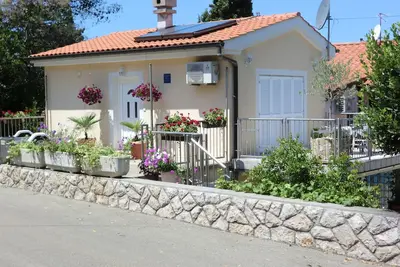 Image de app. 42 m², bathroom, bedroom with balcony, living room, terrace, kitchen, beach