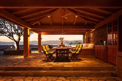 Image de Bella Vista 3br Villa avec piscine et vue imprenable par Jj Hospitality