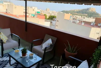 Image de Flat with private terrace, view of the Castillo