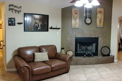 Image de 3 Bdr - Prime spot! Mins from Everything! - Cbd, Fairgrounds, City Park, airport