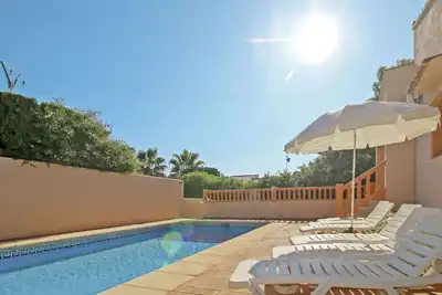 Image de Maison de vacances privée avec Wifi, piscine privée, climatisation, Tv, terrasse, parking