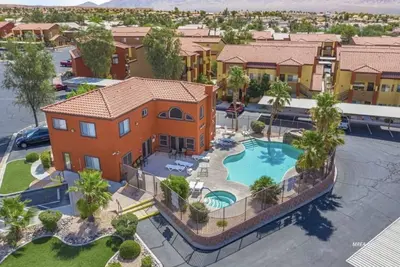 Image de Condo moderne Ă Mesquite Nv par les casinos et les terrains de golf