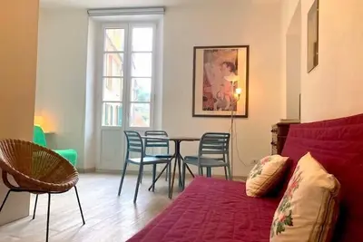 Image de Three rooms apartment in the main square of Finalborgo