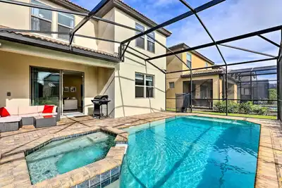 Image de Luxe, villa moderne avec piscine chauffée, 12Mi à Disney!