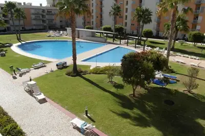 Image de Appartement à 80 mètres de la plage et de la marina - T2 au deuxième étage