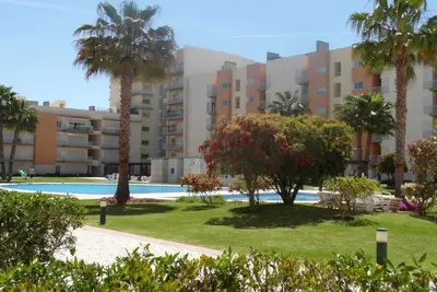 Image de Appartement de luxe à 80 mètres de la plage et de la marina - T2 au rez-de-chaussée
