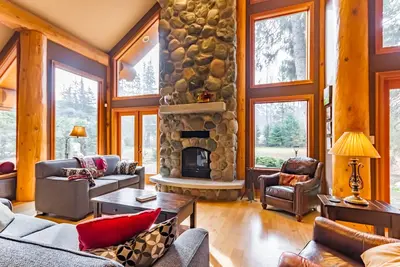 Image de Grand chalet familial de luxe avec vue sur Nicklaus North Golf Course & Mountains