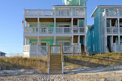 Image de Oceanfront! Ascenseur!