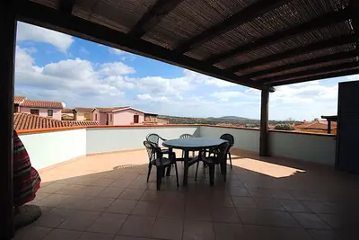 Image de Villa Calme Avec VÉRANDA Et Piscine À 2 Pas De La Mer