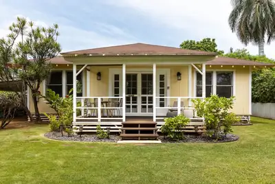 Image de Ocean Adjacent Cottage w \/ Hawaiian Charm on Kauai’s Sunny West Side ** Tvnc # 4216