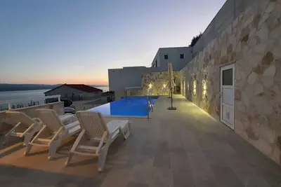 Image de Appartement 3 avec piscine et vue mer imprenable