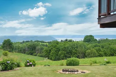 Image de Nouveau! Vue imprenable sur le Mississippi Ă Varo View Cabin
